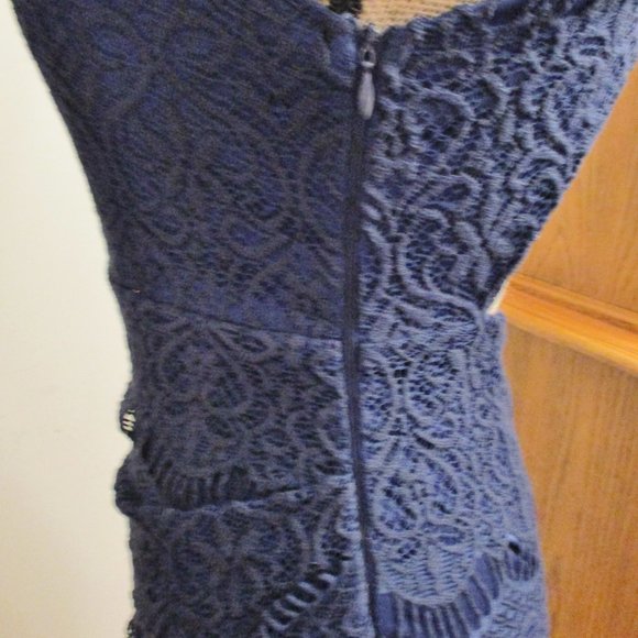 Hello Molly Women's Low Cut Bodycon Dress, Lace, Navy Blue, Criss Cross, Size 10 - Picture 11 of 16
